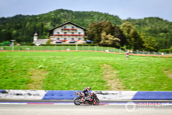 Maverick Vinales, Aprilia Racing Team