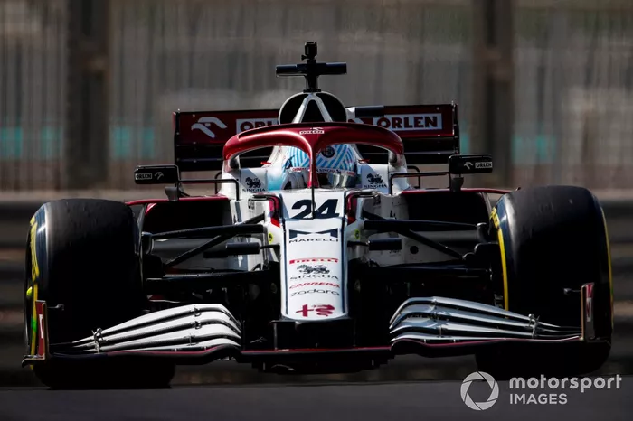 Guanyu Zhou, Alfa Romeo Racing C41 