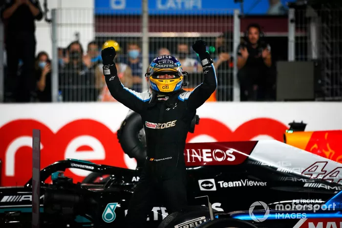 Tercer lugar Fernando Alonso, Alpine F1 en Parc Ferme