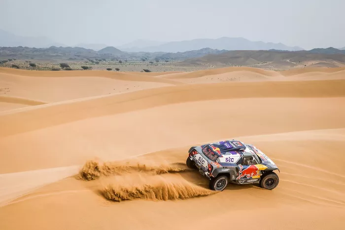 #302 X-Raid Mini JCW Team: Stéphane Peterhansel, Edouard Boulanger