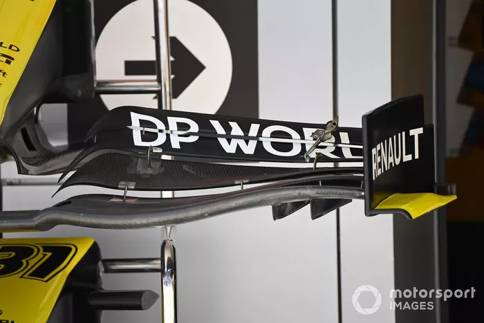 Parte del alerón delantero de Renault