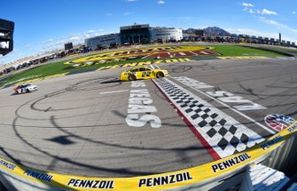 Joey Logano, Team Penske, Ford Mustang Pennzoil celebrates his win