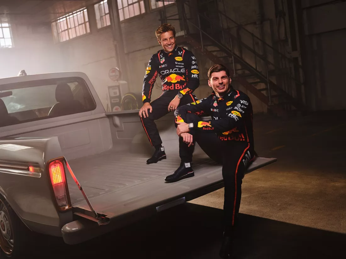 ギャラリー】レッドブルの2025年仕様のレーシングスーツ F1