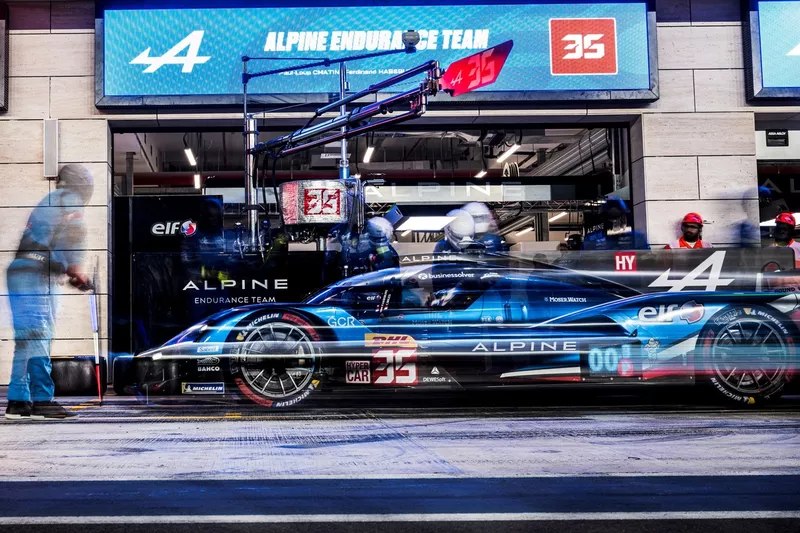 #35 Alpine Endurance Team Alpine A424 : Paul-Loup Chatin, Ferdinand Habsburg, Charles Milesi