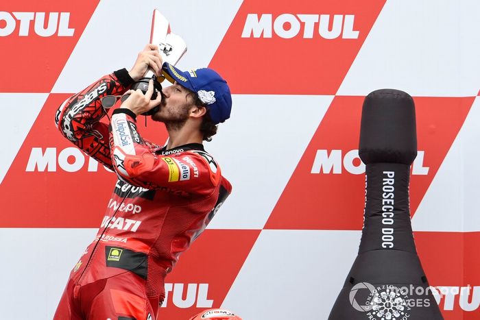 Podio: ganador Francesco Bagnaia, Ducati Team