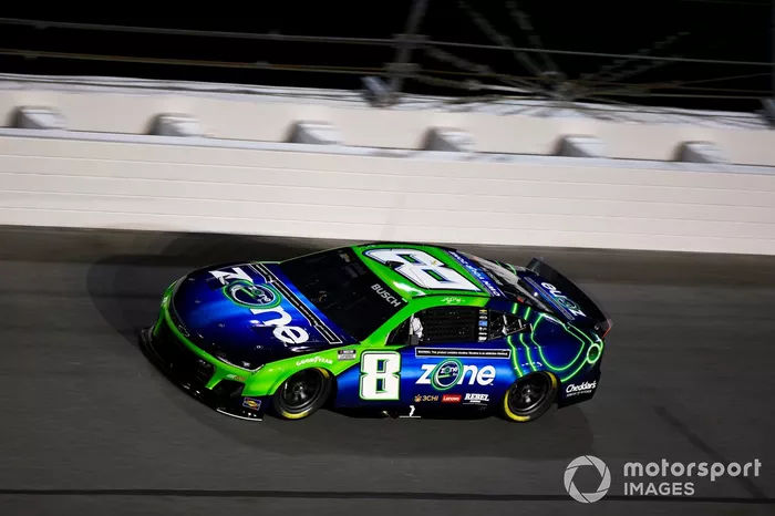 #8: Kyle Busch (Childress-Chevrolet)