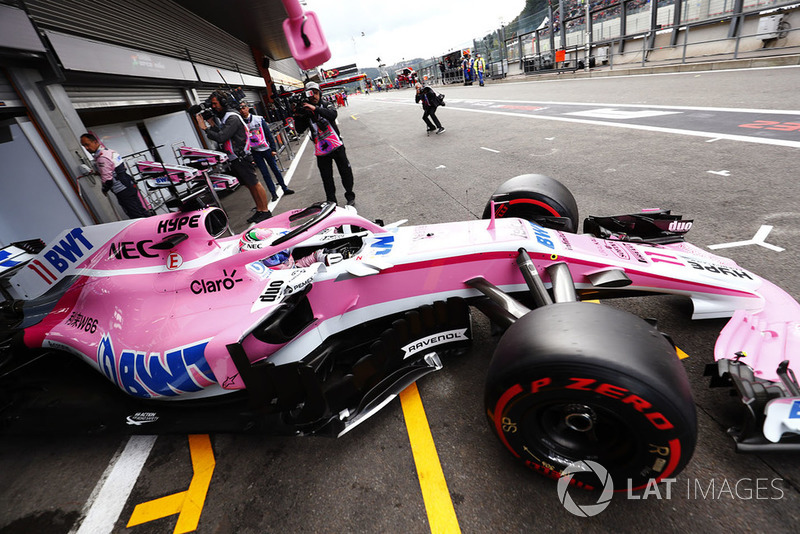 4. Sergio Perez, Racing Point Force India VJM11, exits his pit garage