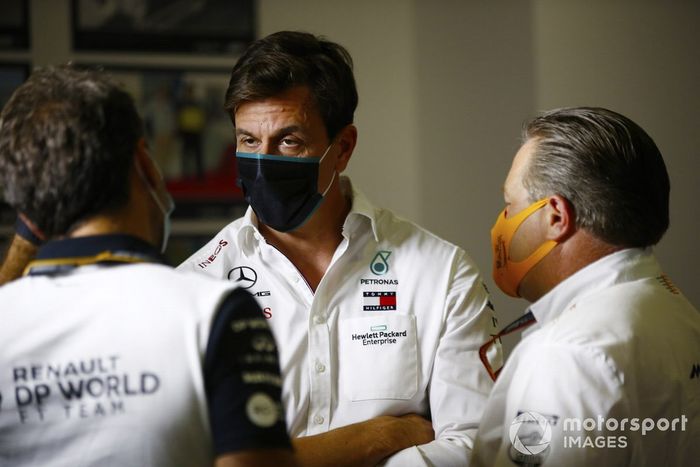 Toto Wolff, Director Ejecutivo Mercedes AMG, Zak Brown, Director Ejecutivo, McLaren y Cyril Abiteboul, Director Gerente, Equipo Renault F1 