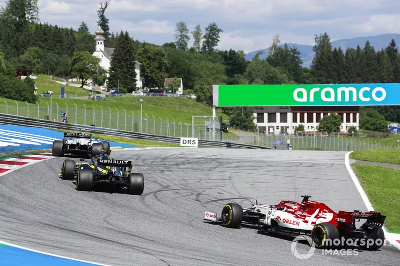 Kevin Magnussen, Haas VF-20, Esteban Ocon, Renault F1 Team R.S.20, Kimi Raikkonen, Alfa Romeo Racing C39