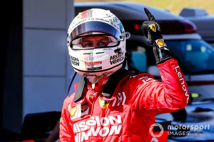 Ganador de la pole Sebastian Vettel, Ferrari celebra