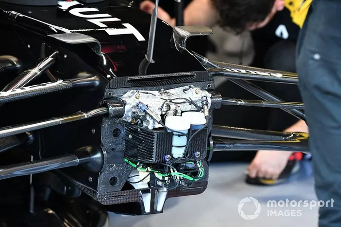 Front detail on the Renault R.S.20 