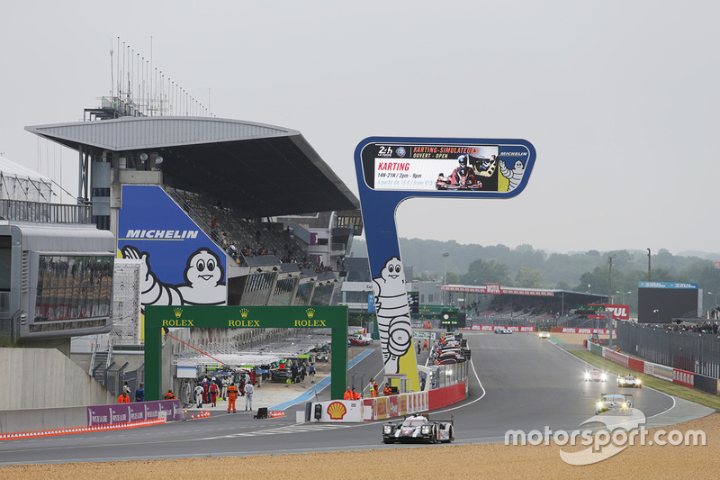 #2 Porsche Team