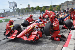 Scott Dixon, Chip Ganassi Racing Chevrolet, pit action