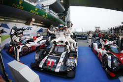 Sieger: #1 Porsche Team, Porsche 919 Hybrid: Timo Bernhard, Mark Webber, Brendon Hartley