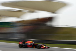 Daniil Kvyat, Red Bull Racing RB12