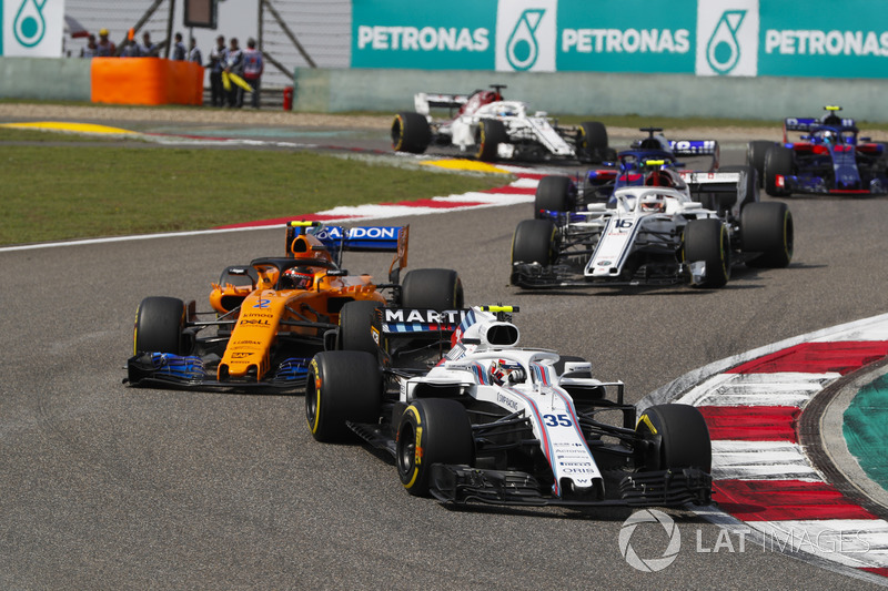 Sergey Sirotkin, Williams FW41 Mercedes, Stoffel Vandoorne, McLaren MCL33 Renault, en Charles Lecler