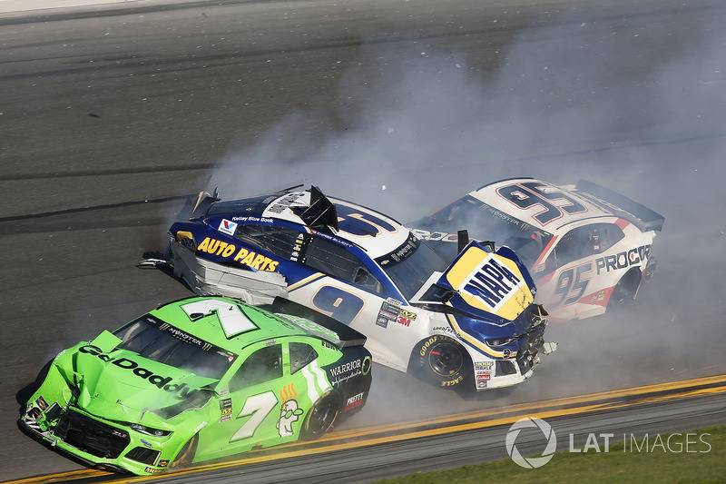 Chase Elliott, Hendrick Motorsports Chevrolet Camaro Kasey Kahne, Leavine Family Racing Chevrolet Camaro