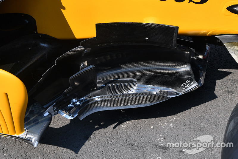 Detalle del bargeboard del RS17 del Renault Sport F1 Team