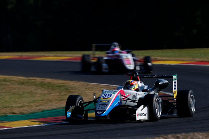 Alex Palou, Hitech Bullfrog GP Dallara F317 - Mercedes-Benz