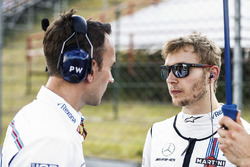 Paul Williams, Race Engineer, Williams F1, with Sergey Sirotkin, Williams Racing