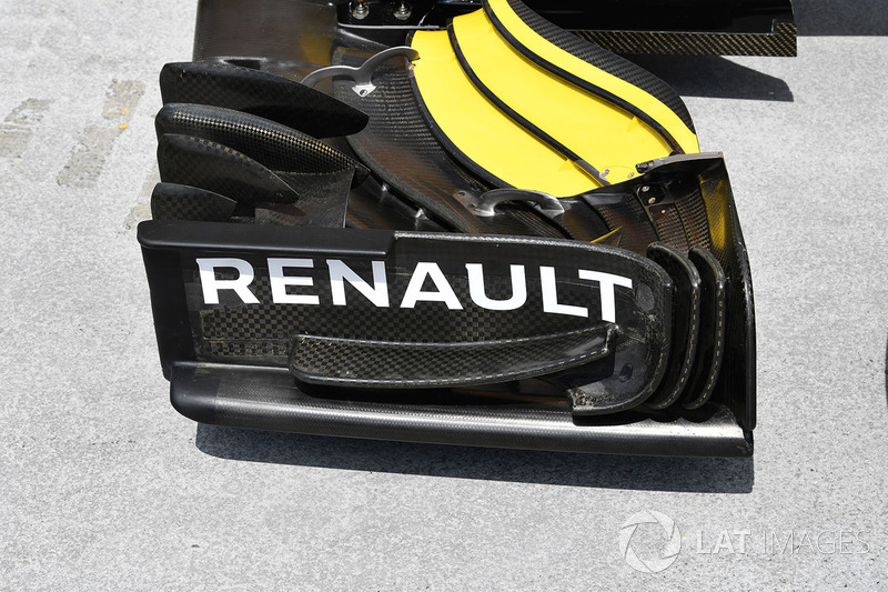 Переднее крыло Renault RS18