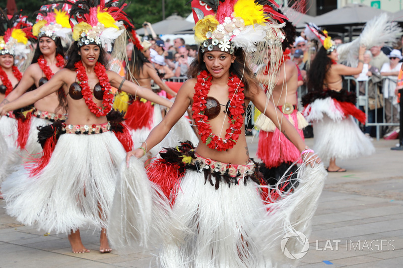 Chicas hawaianas