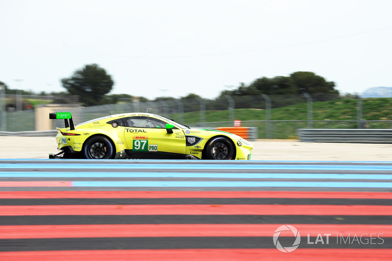 #97 Aston Martin Racing Aston Martin Vantage AMR: Alex Lynn, Maxime Martin, Jonathan Adams