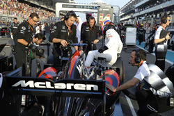 Фернандо Алонсо, McLaren на стартовій решітці