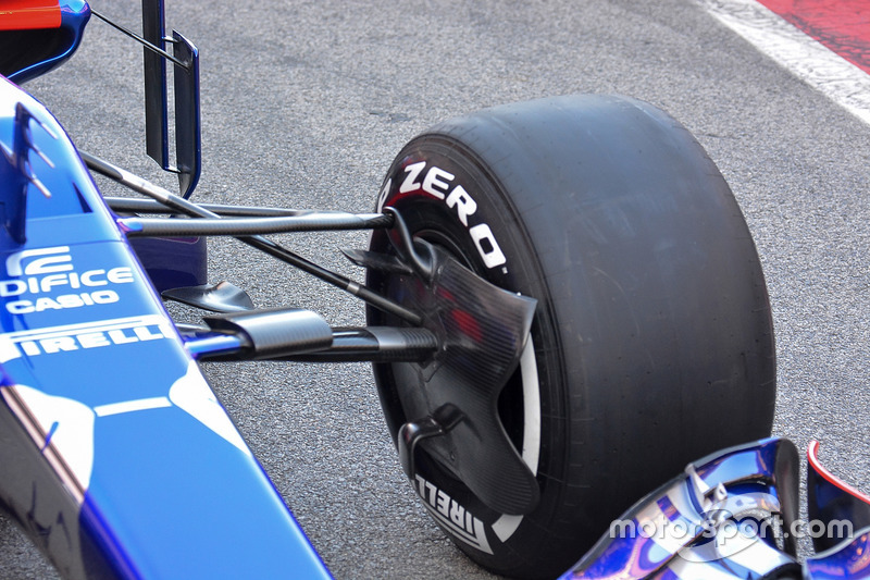 Detalle del Scuderia Toro Rosso STR12