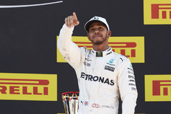 Podium: race winner Lewis Hamilton, Mercedes AMG F1