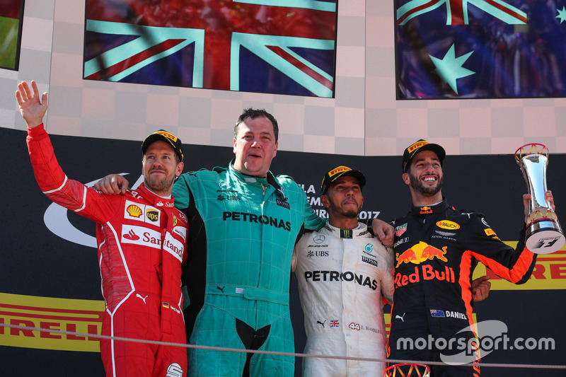 Podium: race winner Lewis Hamilton, Mercedes AMG F1, second place Sebastian Vettel, Ferrari, third p