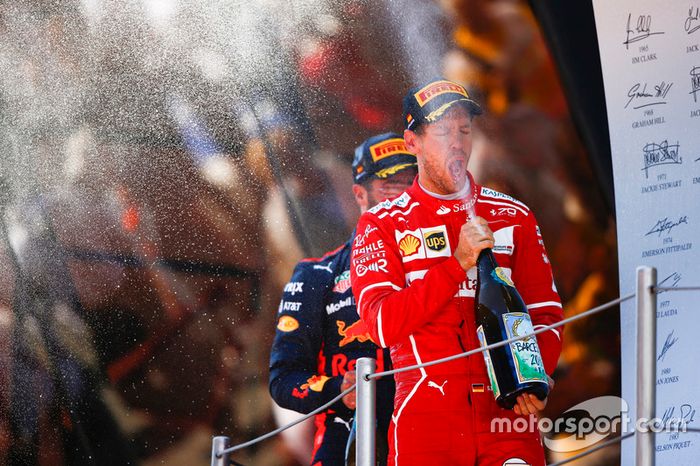 Podio: Sebastian Vettel, Ferrari el segundo lugar