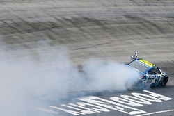 Race winner Jimmie Johnson, Hendrick Motorsports Chevrolet