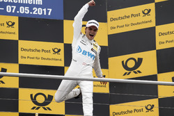 Podium: le vainqueur Lucas Auer, Mercedes-AMG Team HWA, Mercedes-AMG C63 DTM