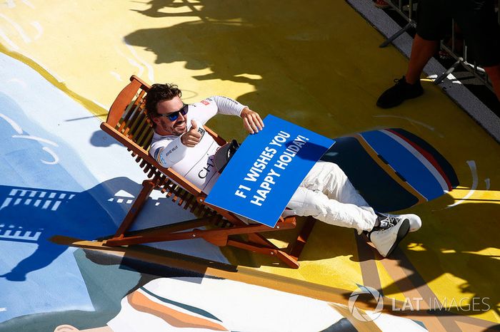 Fernando Alonso, McLaren, wishes everybody a happy holiday after the race