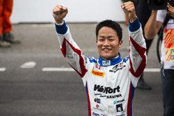 Ganador de la carrera Nobuharu Matsushita, ART Grand Prix