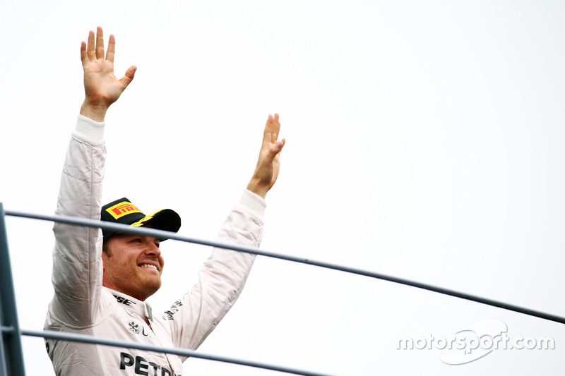 Race winner Nico Rosberg, Mercedes AMG F1 celebrates on the podium