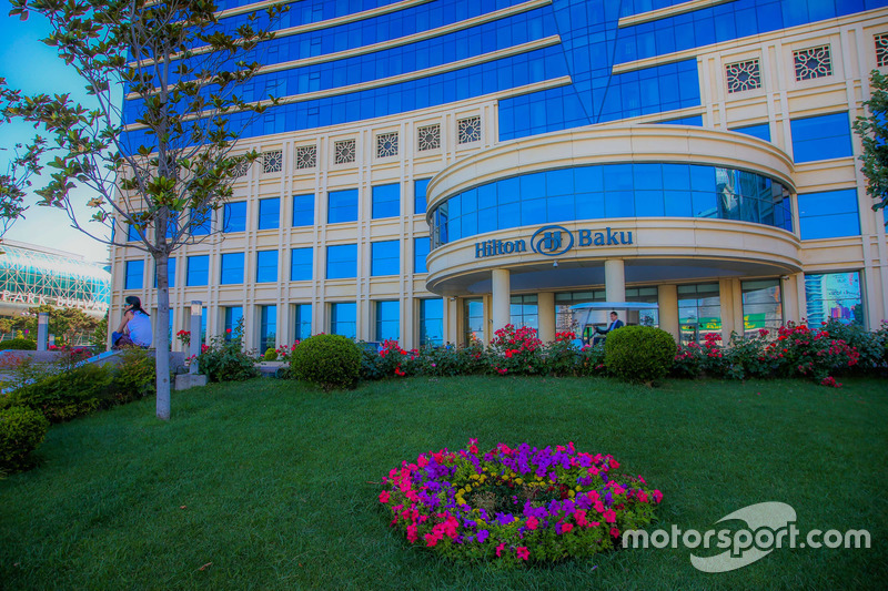 Отель "Hilton"