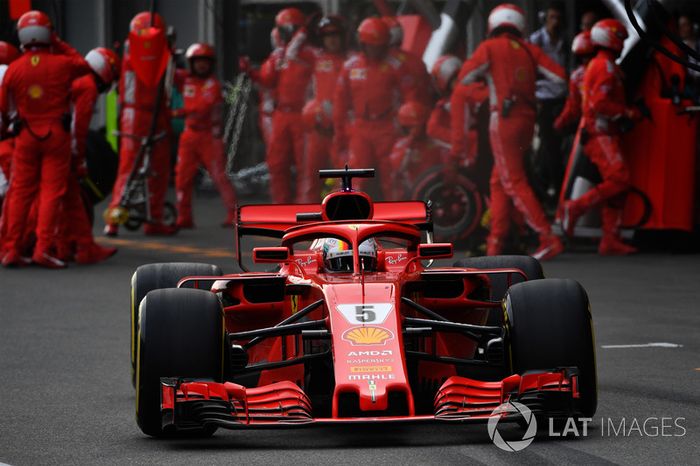 Sebastian Vettel, Ferrari SF71H pit stop