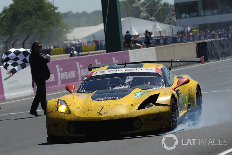 3. GTE-Pro: #63 Corvette Racing-GM Chevrolet Corvette C7.R: Jan Magnussen, Antonio Garcia, Jordan Ta