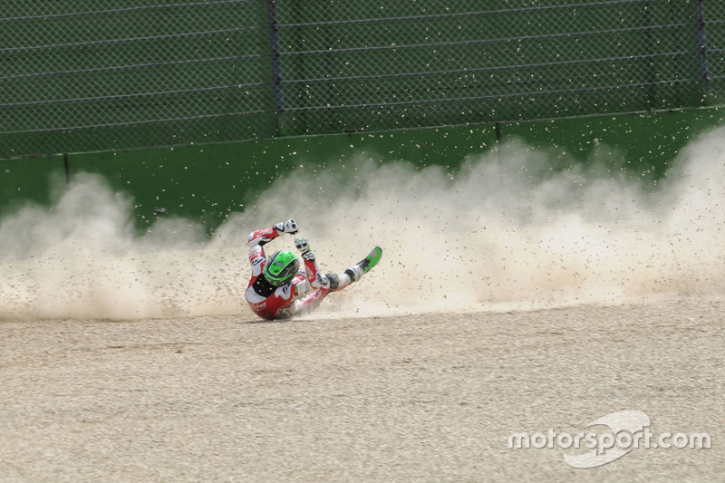 Авария Юджина Лаверти, Milwaukee Aprilia World Superbike Team