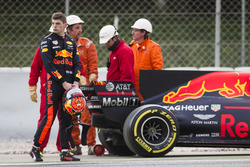 Max Verstappen, Red Bull Racing RB13, à l'arrêt sur la piste