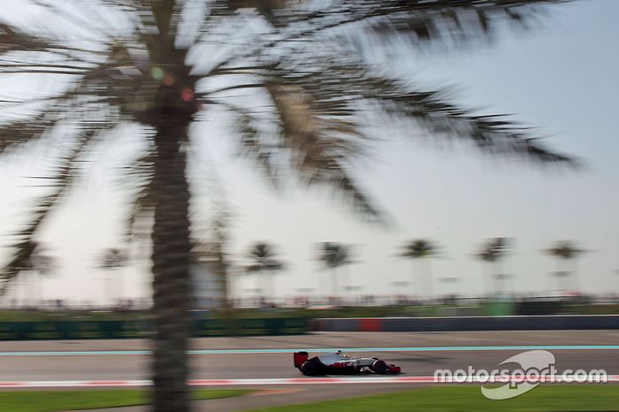 Esteban Gutiérrez, Haas F1 Team VF-16
