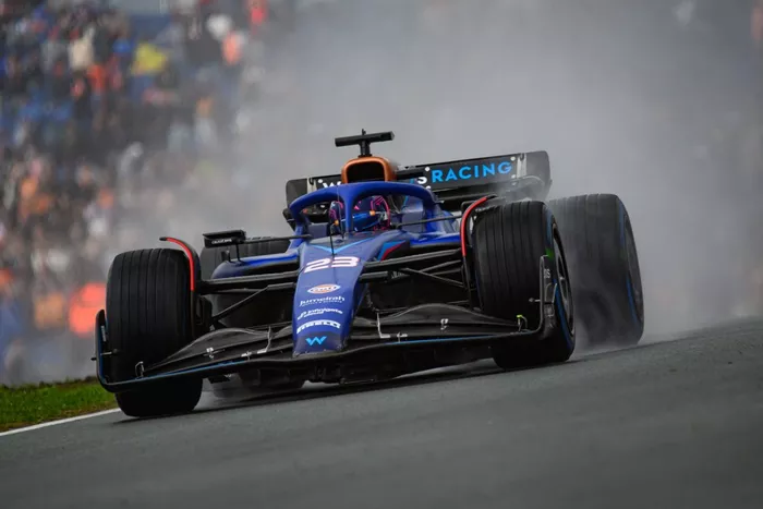 Alexander Albon, Williams FW45