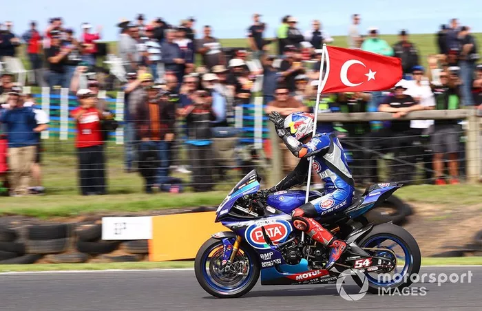 Toprak Razgatlioglu, Pata Yamaha