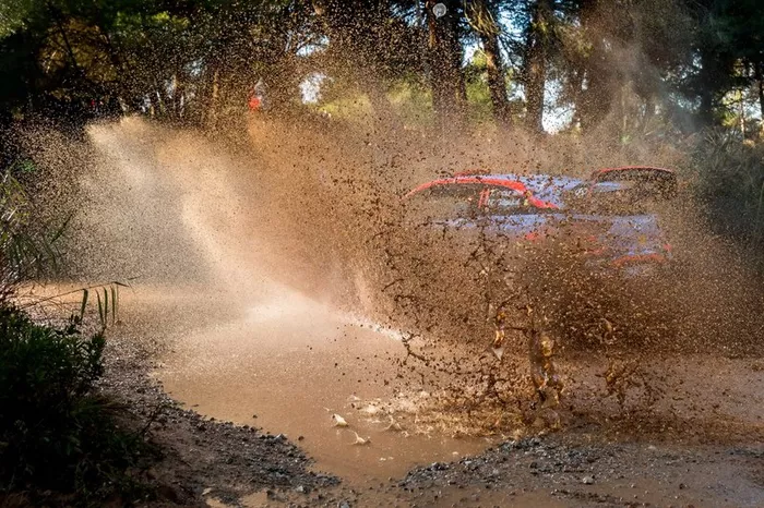 Thierry Neuville, Nicolas Gilsoul, Hyundai Motorsport Hyundai i20 Coupe WRC