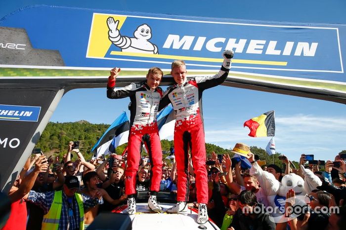 Campeón Mundial Ott Tänak, Martin Järveoja, Toyota Gazoo Racing WRT Toyota Yaris WRC