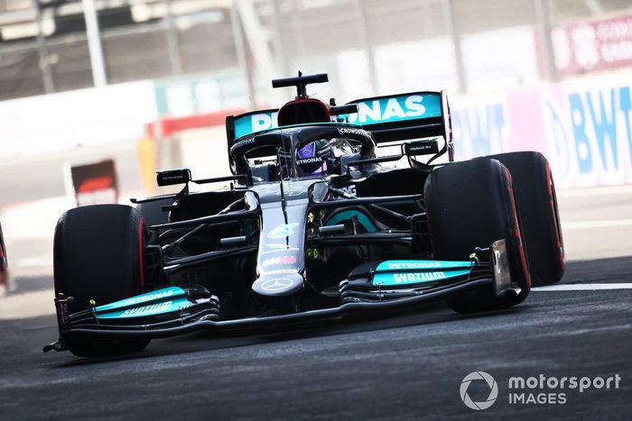 Lewis Hamilton, Mercedes W12