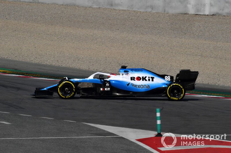 Robert Kubica, Williams FW42 spins