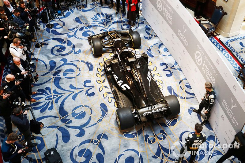 Romain Grosjean, Haas F1 Team y Kevin Magnussen, Haas F1 Team